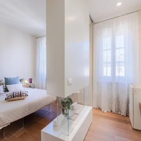 Elegant Retreat In The Heart Of Lucca Apartment *