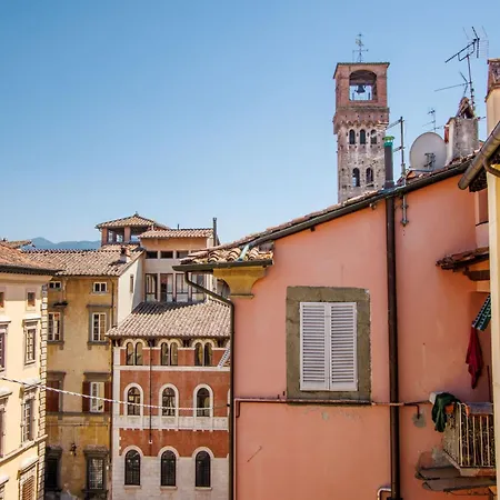 Elegant Retreat In The Heart Of Lucca Apartment Lucca